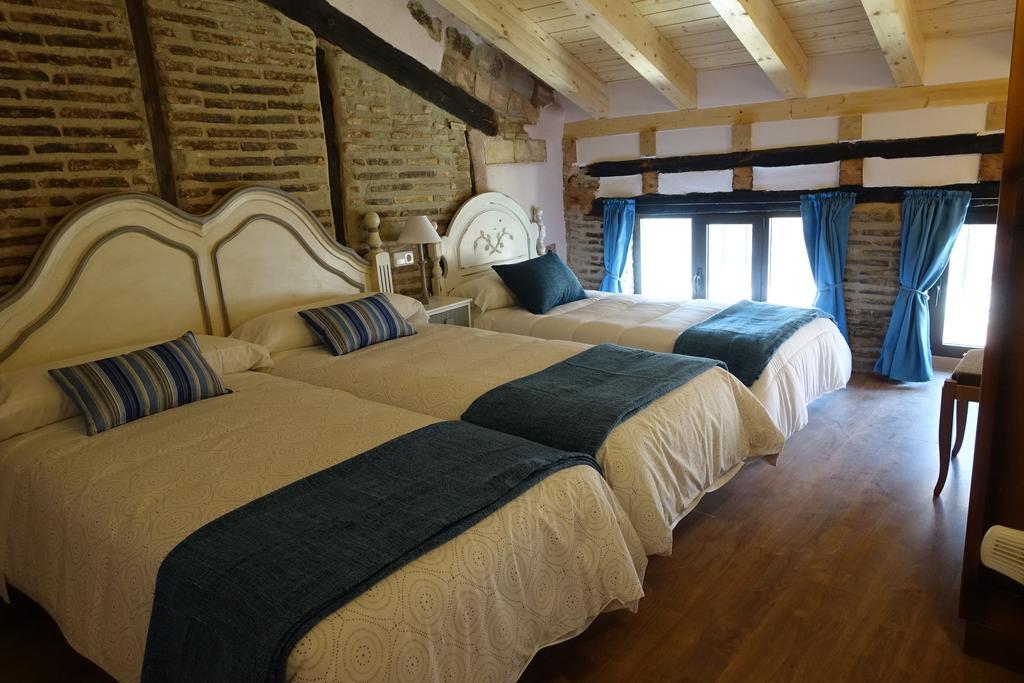 Apartamentos La Dama Azul Ágreda Quarto foto